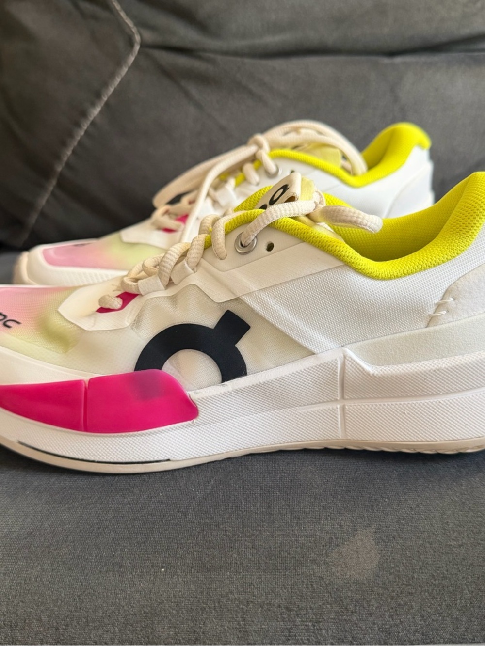 On Running Women’s White Sneakers with Neon Pink and Yellow Accents NEW size 7.5